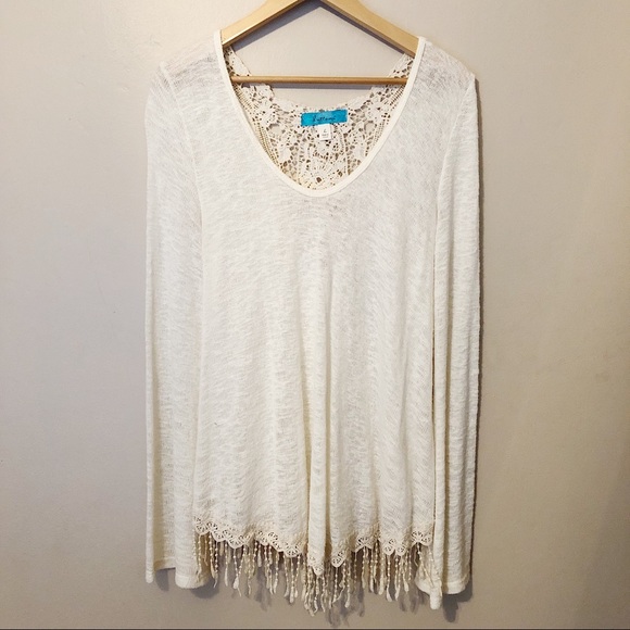 Francesca's Collections Sweaters - Franscesca’s Sweater